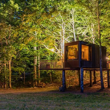 Holiday home Perchee La Resilience Sur Le Plateau Du Vercors *