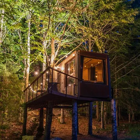 Holiday home Perchee La Resilience Sur Le Plateau Du Vercors