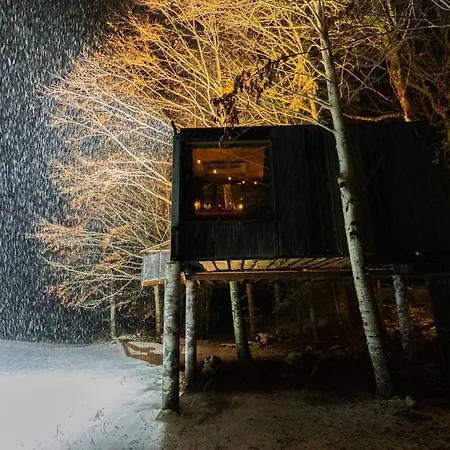 Holiday home Perchee La Resilience Sur Le Plateau Du Vercors *